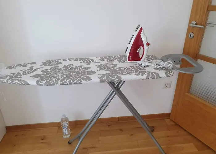 Lijepo Pozicioniran Stan, Atrakcije Blizu
